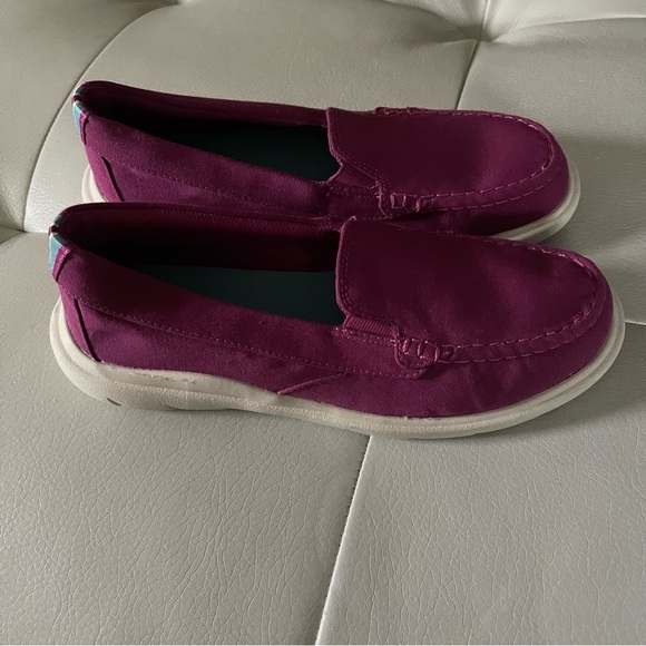 Sperry Recycled Upper Captain's Moc Slip-Ons Fuchsia size 7.5 EUC summer 4th - Picture 3 of 12